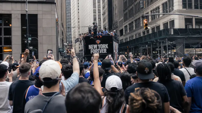 Parade Knicks Memicu Diskusi Panas Soal Dana Publik Kota